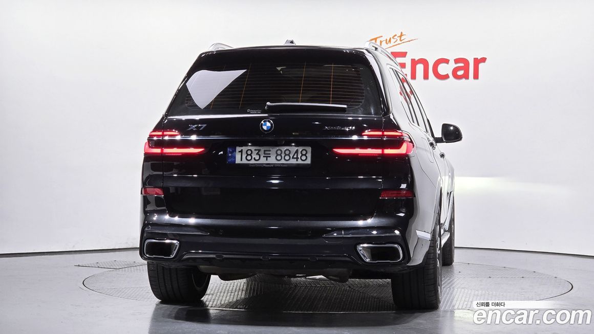 BMW X7 2024