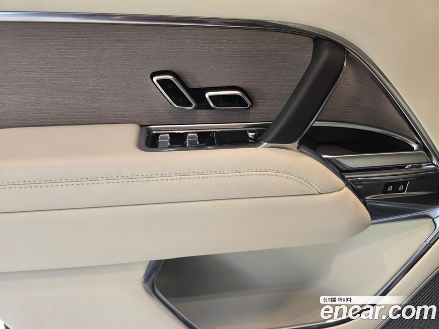 Land Rover Range Rover 2025