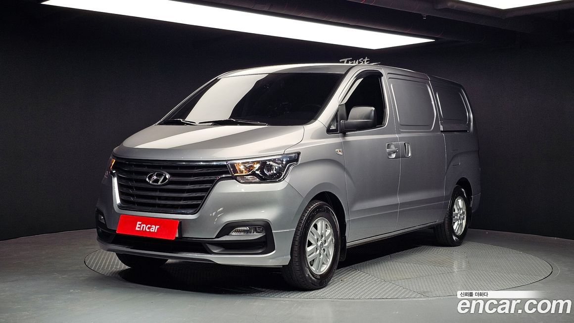 Hyundai Starex 2021