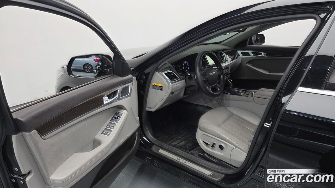 Hyundai Genesis 2016