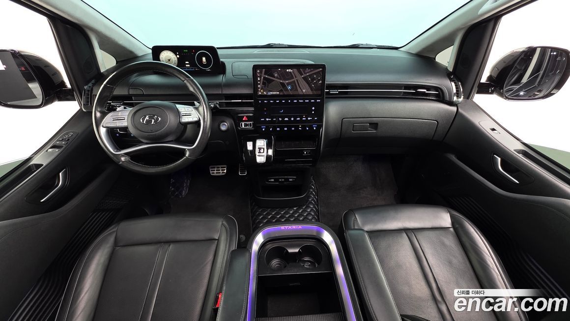 Hyundai Staria 2022