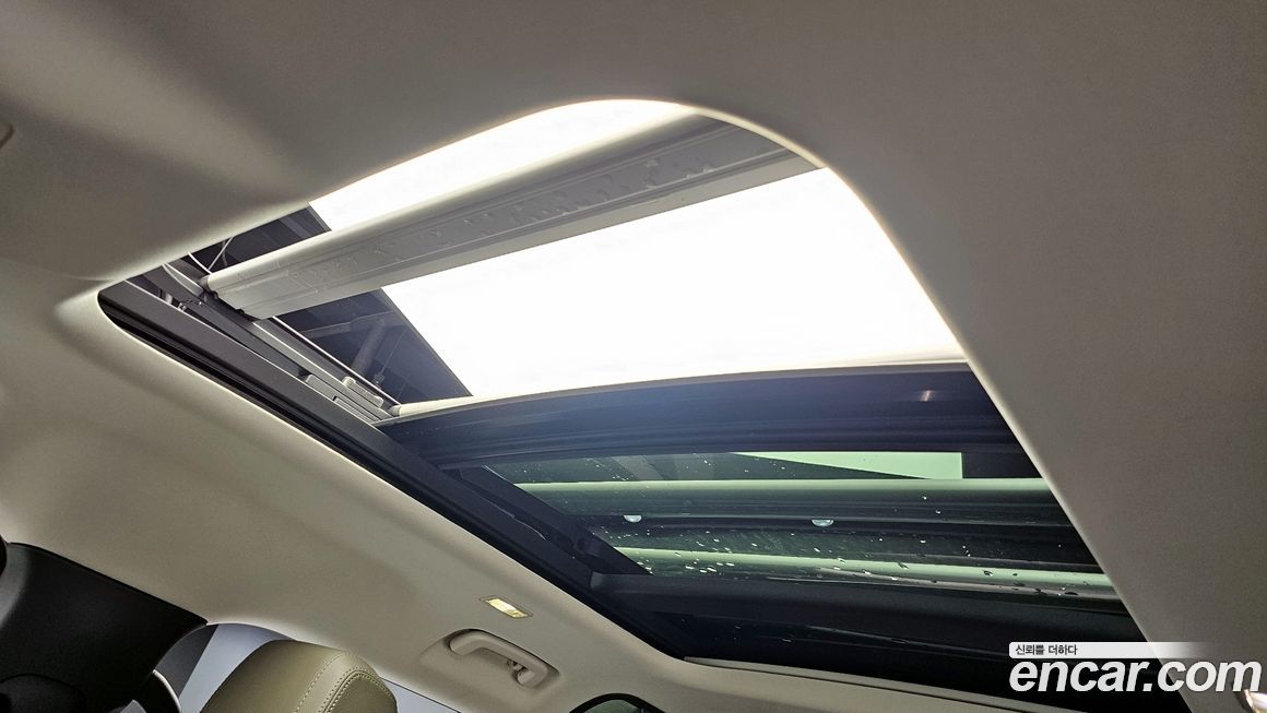 Land Rover Defender 2022