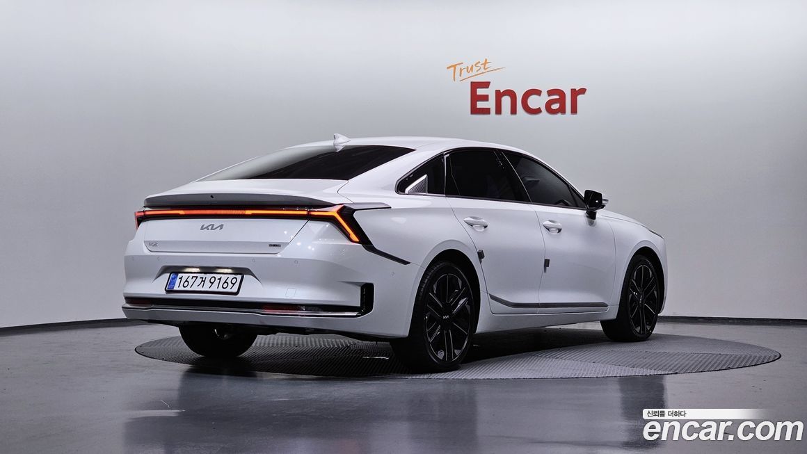 Kia K8 2025