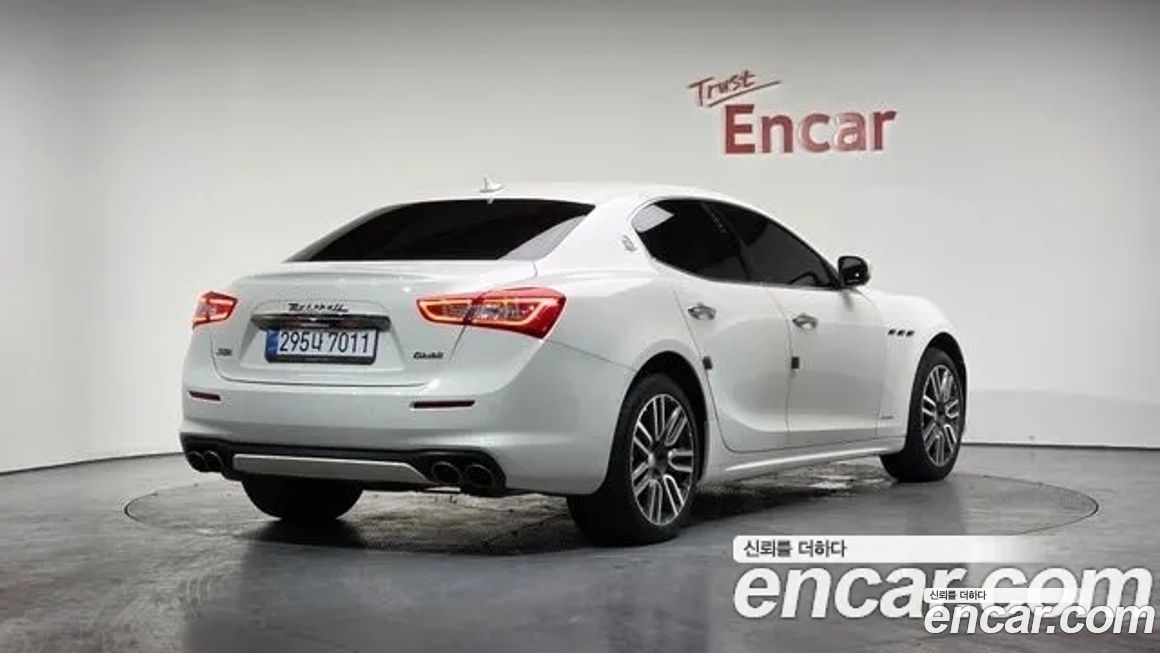Maserati Ghibli 2018