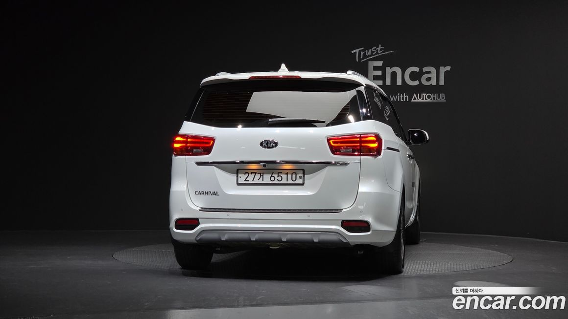 Kia Canival 2019