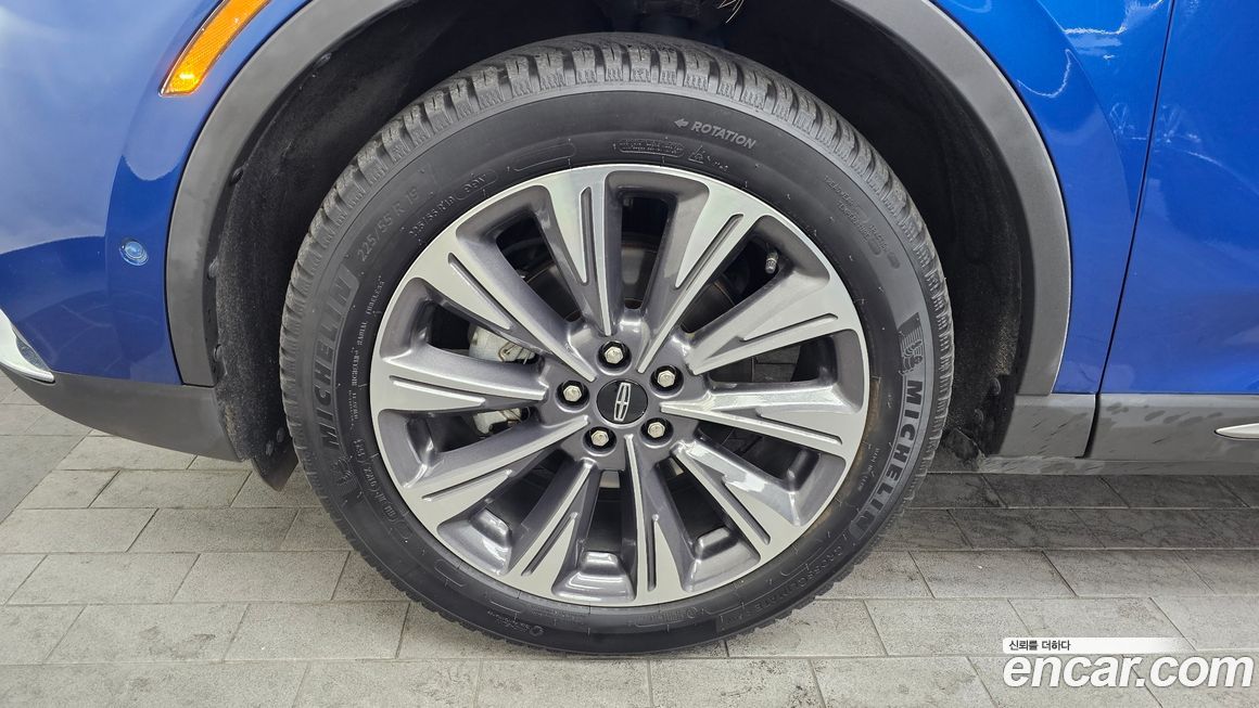 Lincoln Corsair 2020