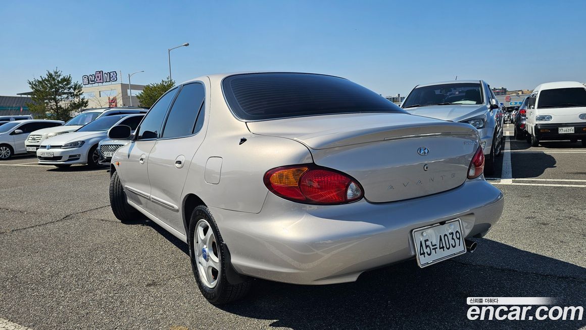 Hyundai AVANTE 2000