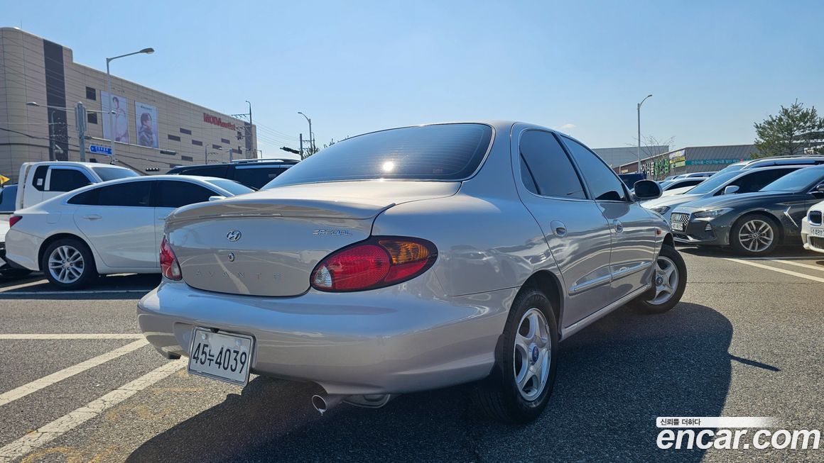 Hyundai AVANTE 2000