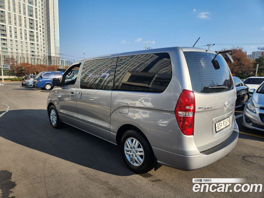 Hyundai Starex 2016