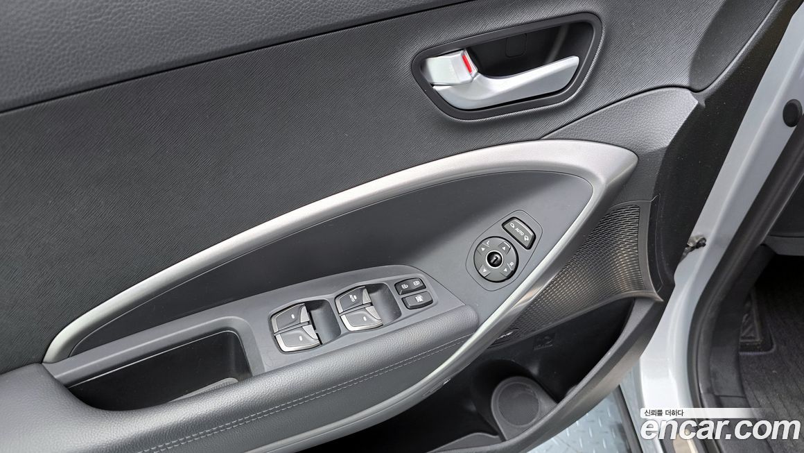 Hyundai Santafe 2015