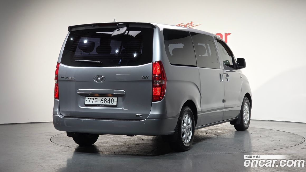 Hyundai Starex 2012