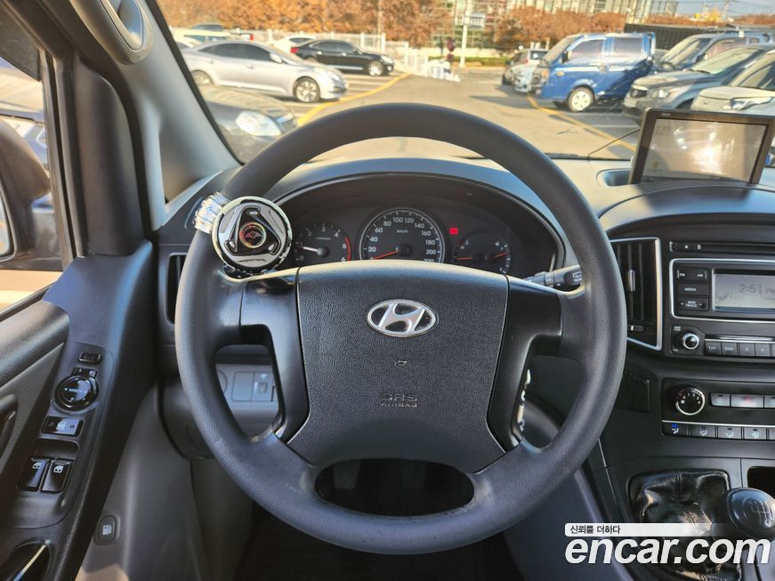 Hyundai Starex 2016