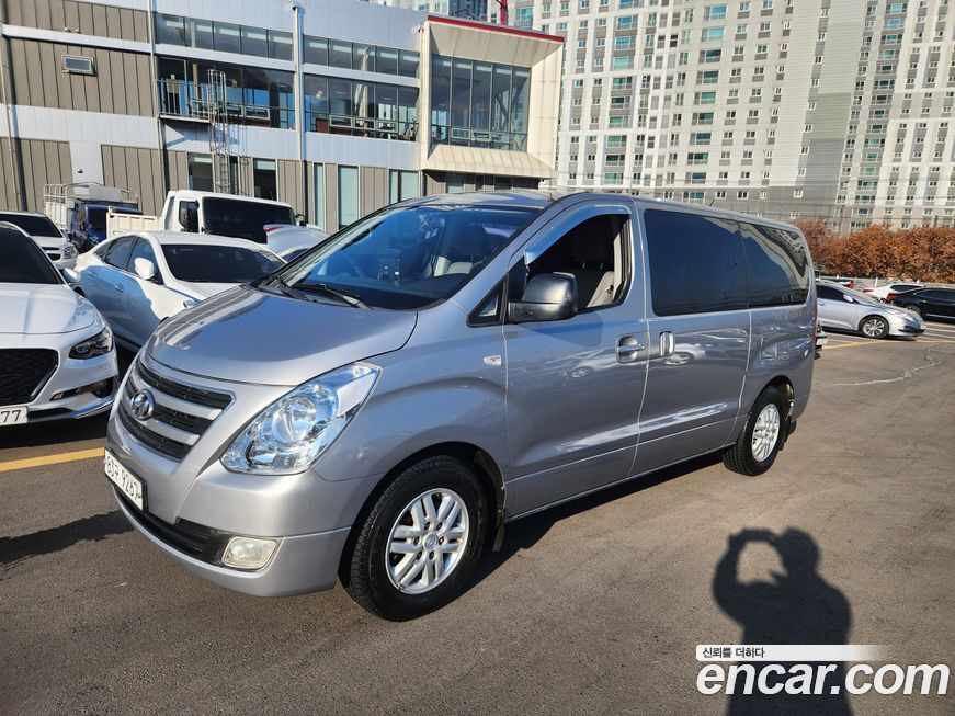 Hyundai Starex 2016