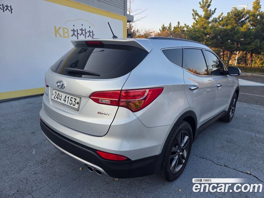 Hyundai Santafe 2015