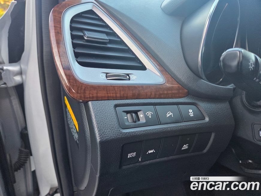 Hyundai Santafe 2015