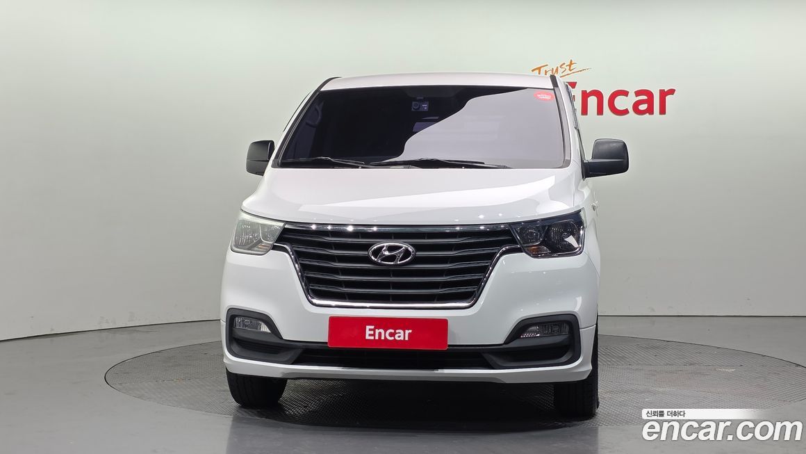 Hyundai Starex 2019