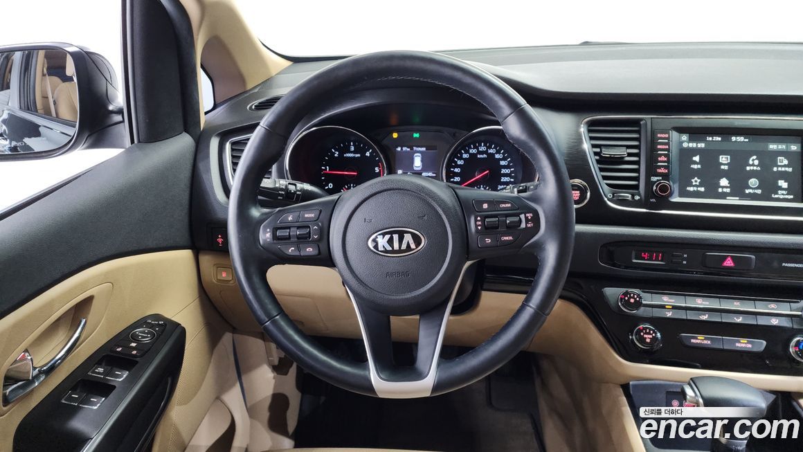 Kia Canival 2019