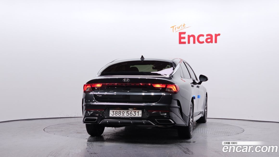 Kia K5 2021