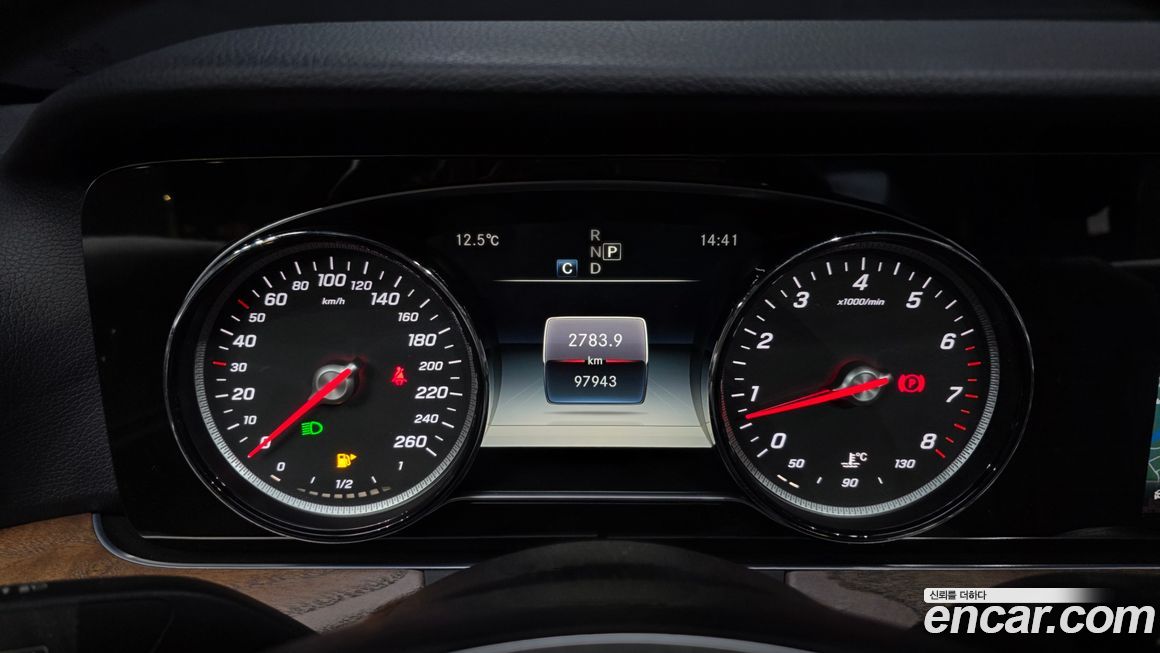 Mercedes-Benz E-Class 2018