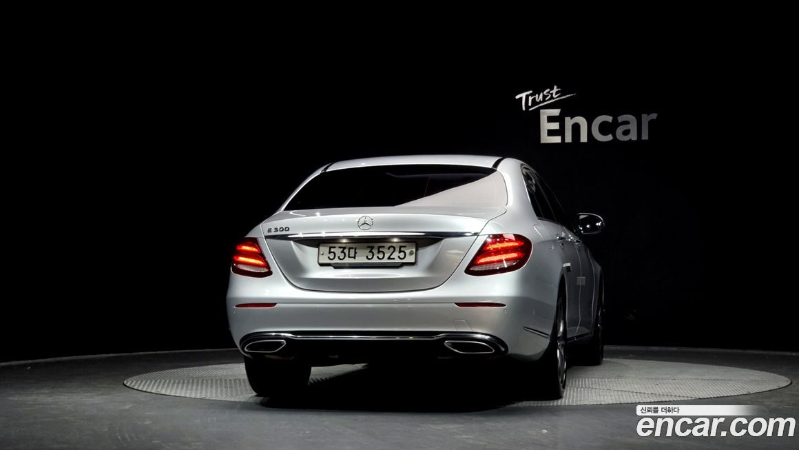 Mercedes-Benz E-Class 2018