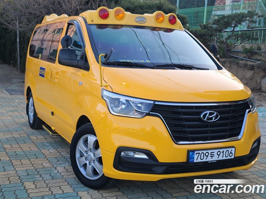 Hyundai Starex 2019