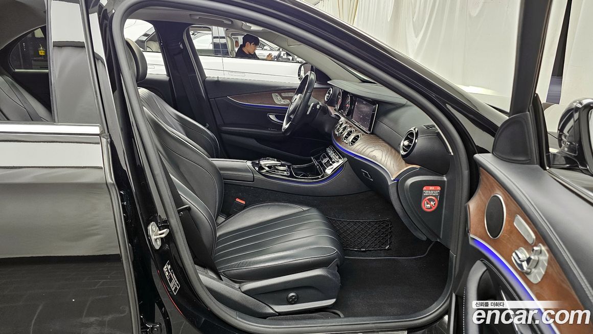 Mercedes-Benz E-Class 2017