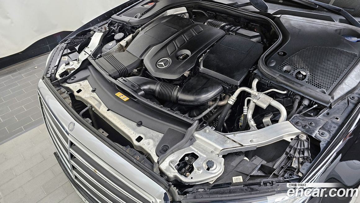 Mercedes-Benz E-Class 2017