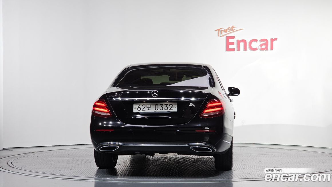 Mercedes-Benz E-Class 2017