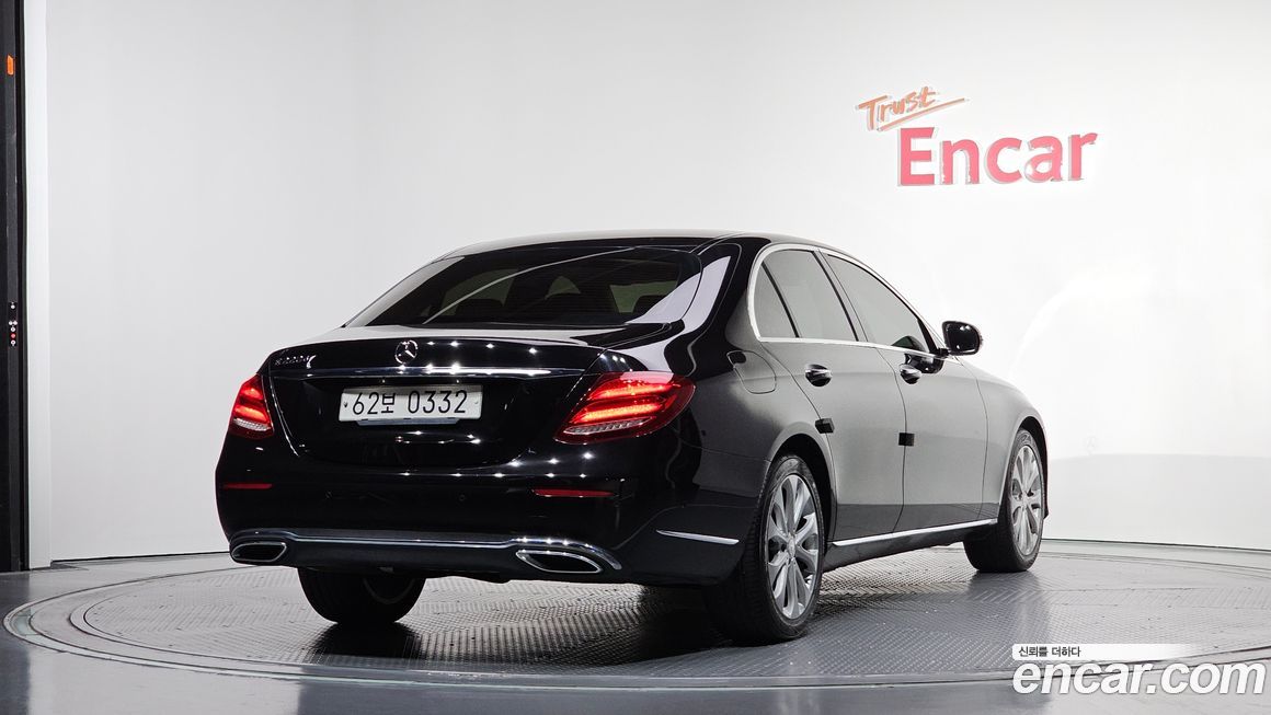 Mercedes-Benz E-Class 2017