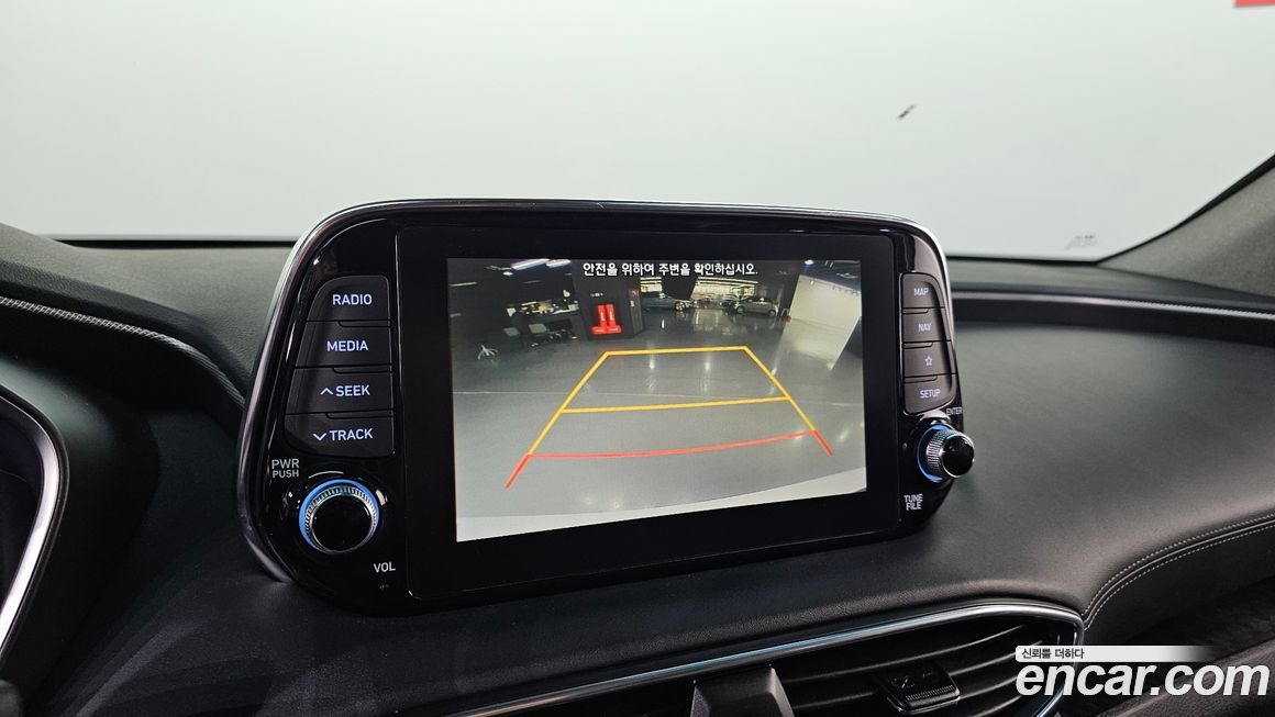 Hyundai Santafe 2020