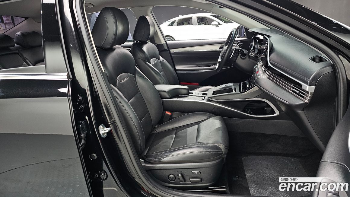 Hyundai Grandeur 2020