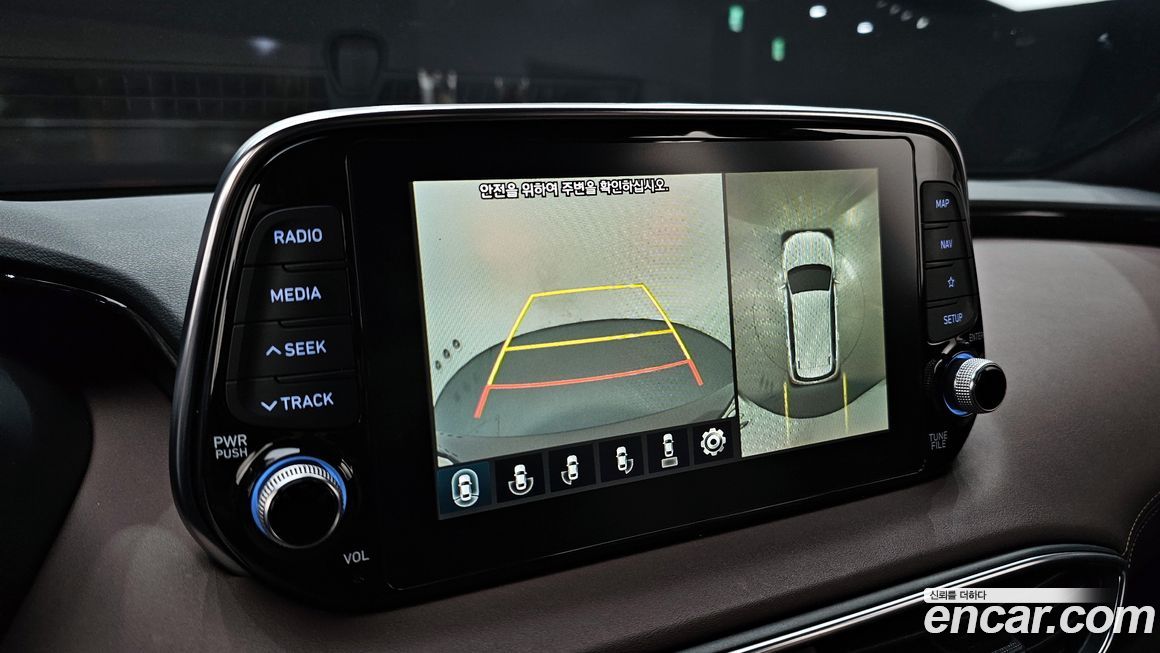 Hyundai Santafe 2020