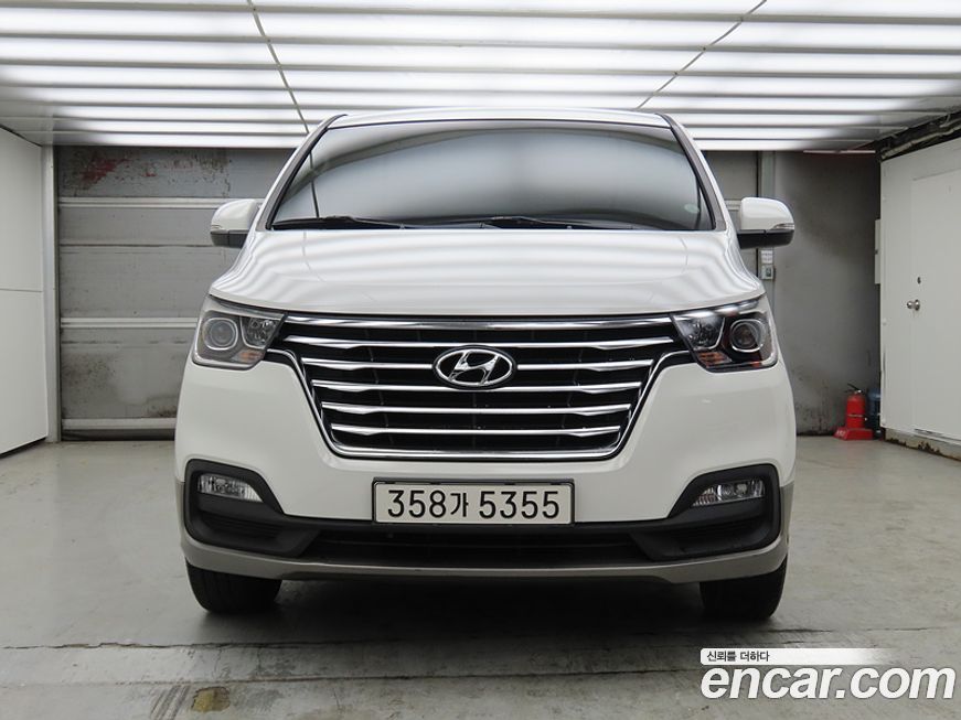 Hyundai Starex 2021