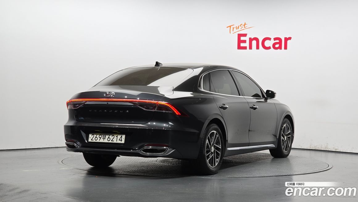 Hyundai Grandeur 2022