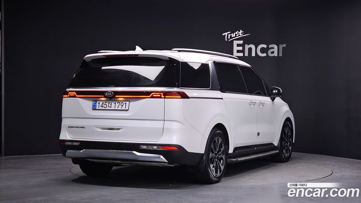 Kia Canival 2021