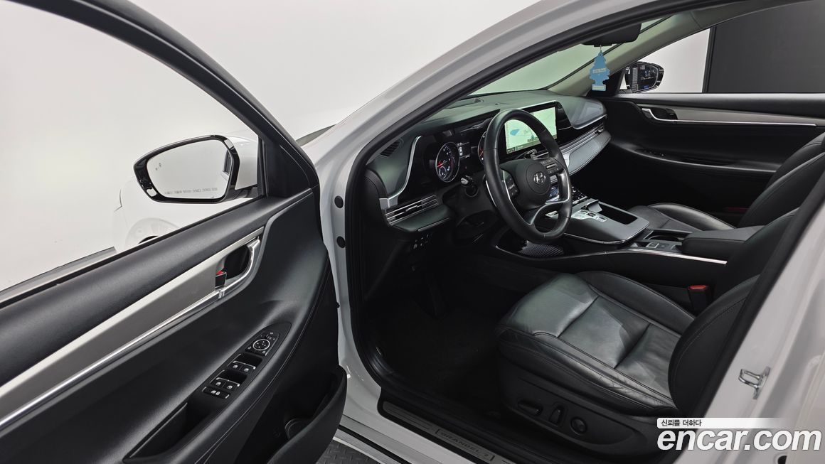 Hyundai Grandeur 2021