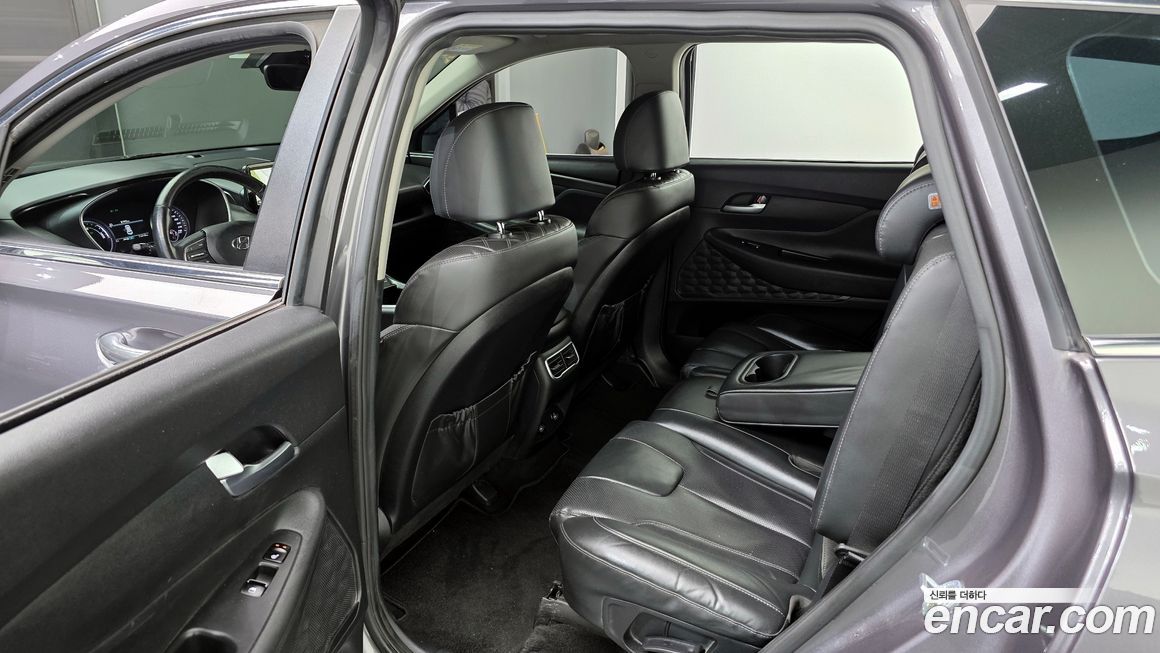 Hyundai Santafe 2023