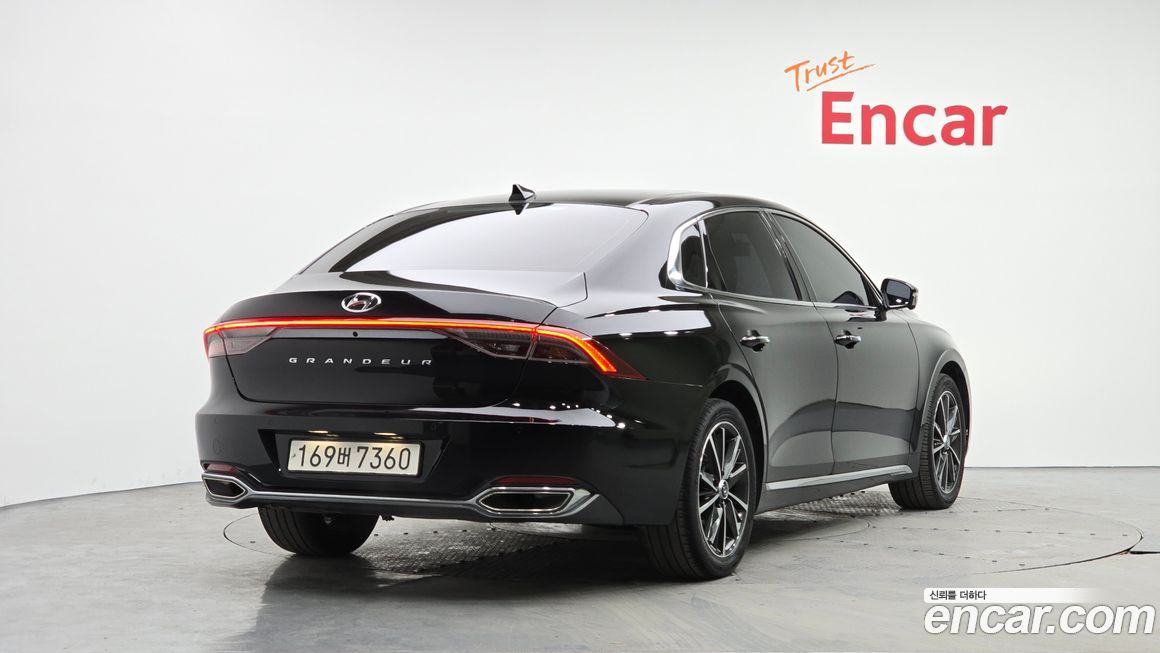 Hyundai Grandeur 2022