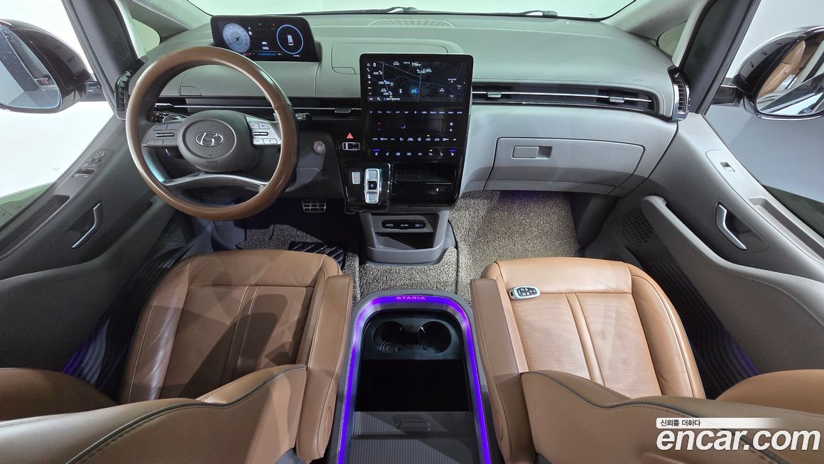 Hyundai Staria 2023