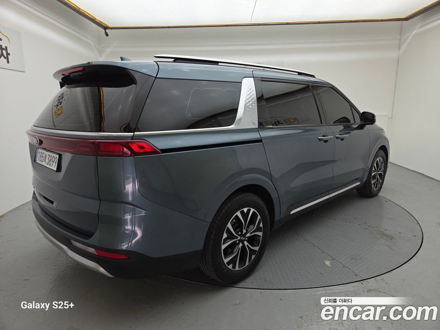 Kia Canival 2021