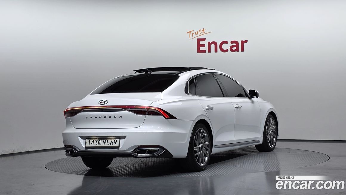 Hyundai Grandeur 2021