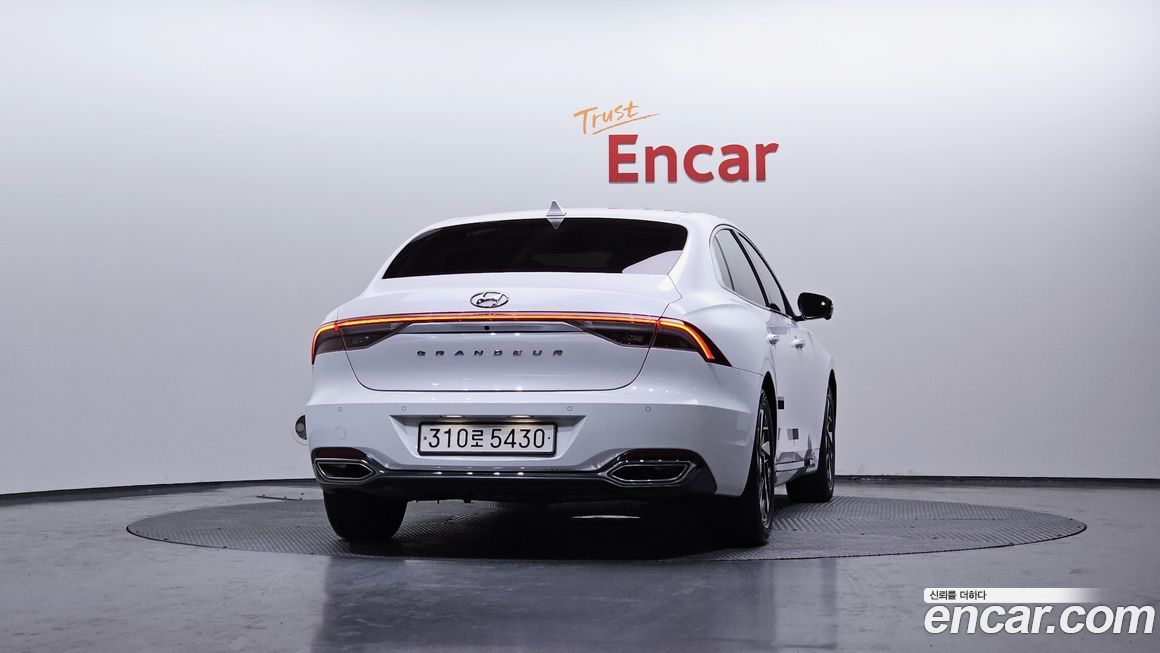 Hyundai Grandeur 2022