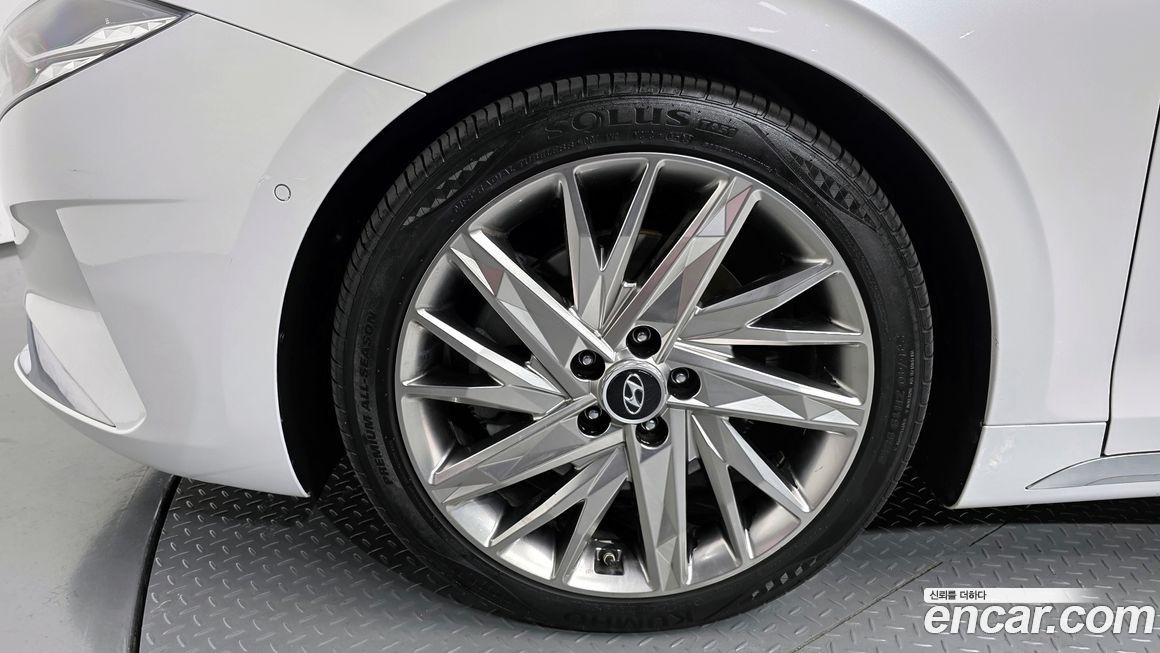 Hyundai Grandeur 2021