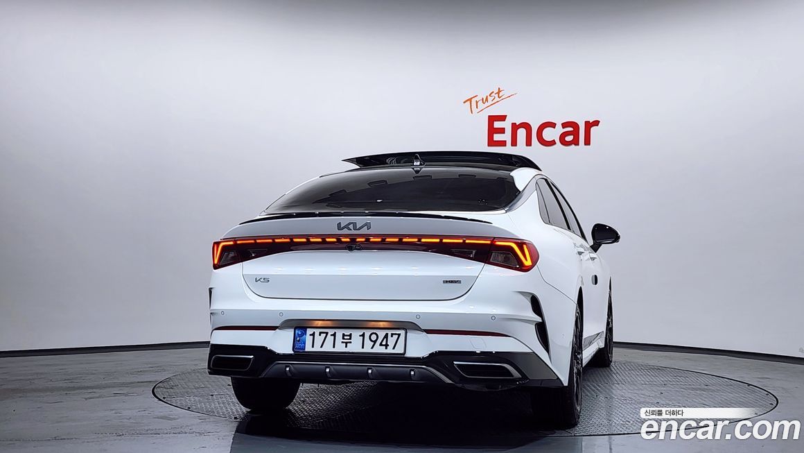 Kia K5 2023