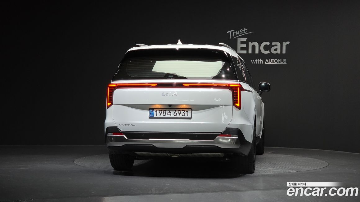 Kia Canival 2025