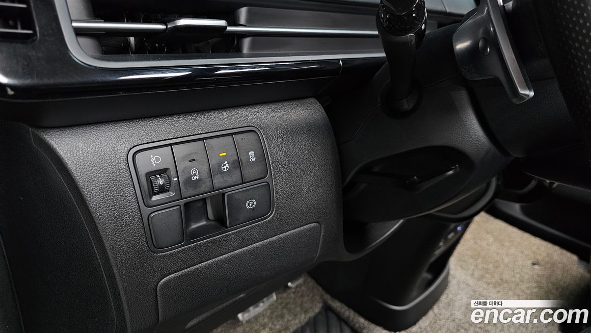 Hyundai Staria 2022