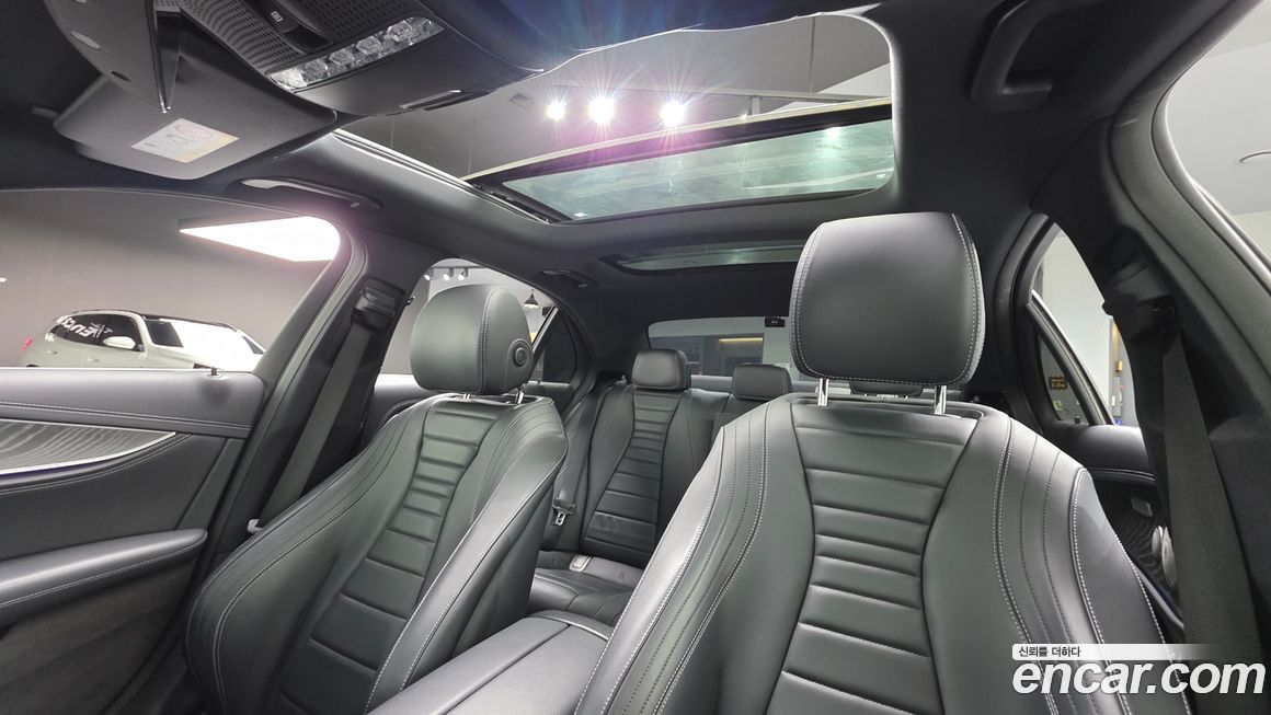 Mercedes-Benz E-Class 2021