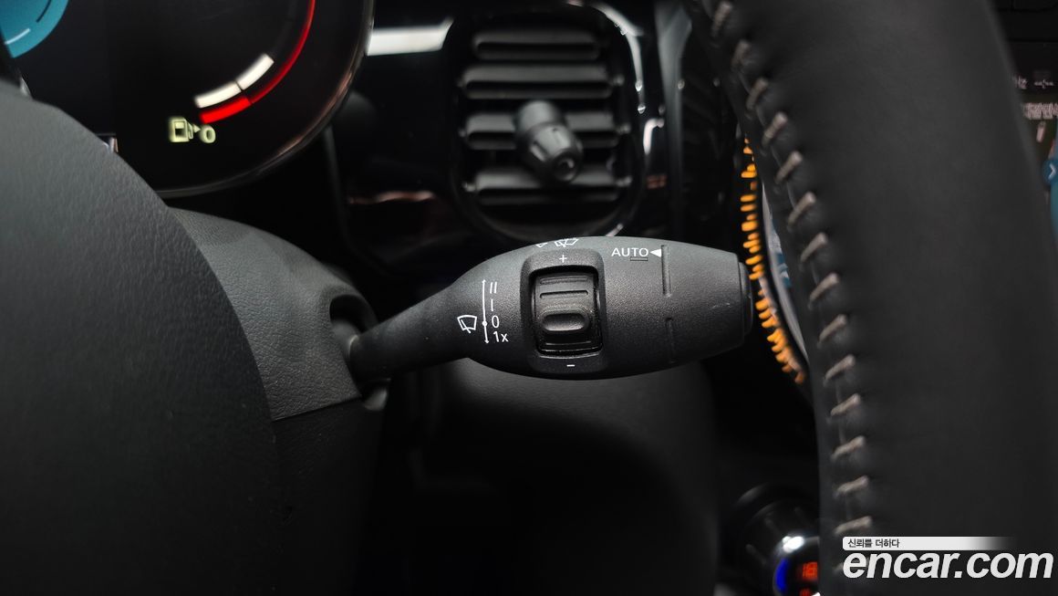 Mini Cooper Convertible 2024