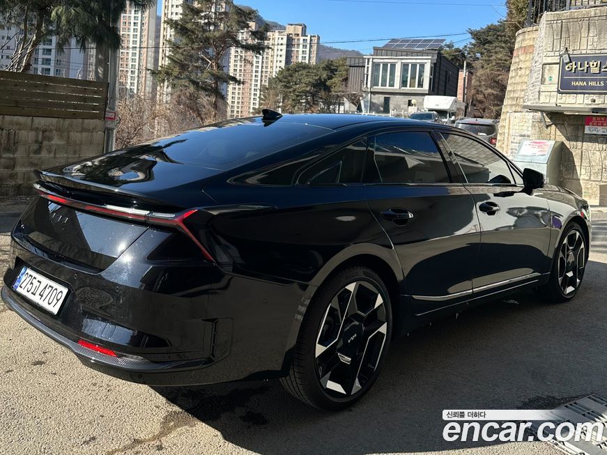 Kia K8 2025