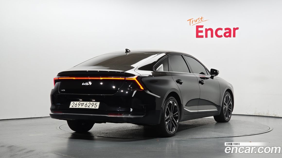 Kia K8 2025